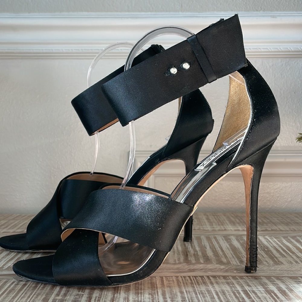 Badgley Mischka Women’s Black w/ Rhinstone Button Stiletto KASSIE HEELS SZ 10 - Picture 3 of 12